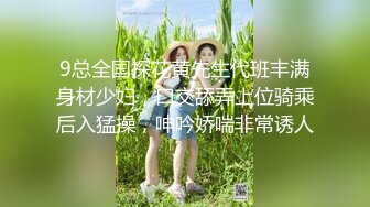  20岁新人小姐姐！大红唇甜美活泼！脱掉小背心，贫乳小奶子，掰穴特写看洞洞，苗条身材展示