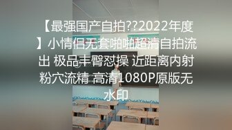 屌丝直男和漂亮女友 站着在客厅让女友舔深喉，鸡巴太大太长，女友含了好久都吞不完 最后干脆不吃了！