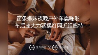 商场女厕全景偷拍多位小美女其中一个美女BB里塞了棉棒拔出来的一刹那貌似很爽的样子 (3 